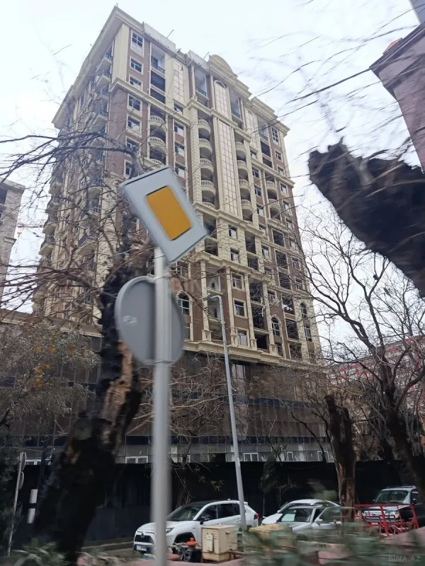 Satılır 1 otaqlı mənzil 40 m²