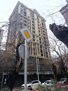 Satılır 1 otaqlı mənzil 40 m²