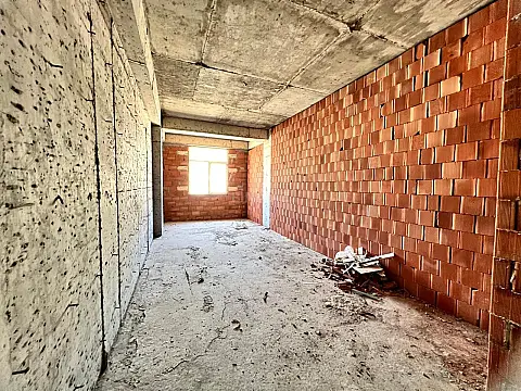 Satılır 1 otaqlı mənzil 40 m²