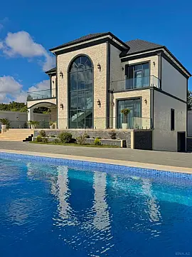 Satılır 6 otaqlı həyət evi 675 m² — Bakı, Mərdəkan 6 otaq 675.00 m²