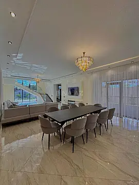 Satılır 6 otaqlı həyət evi 675 m²