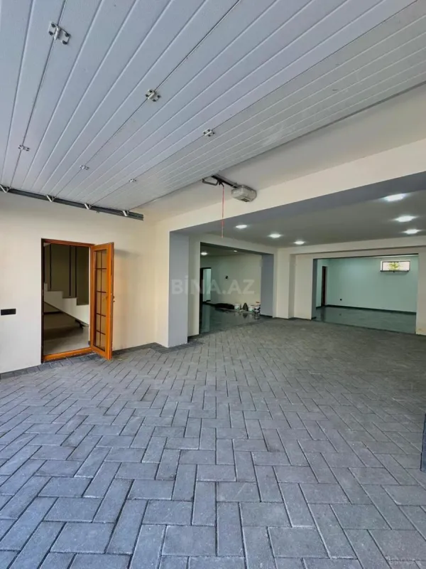 Satılır 6 otaqlı həyət evi 675 m²