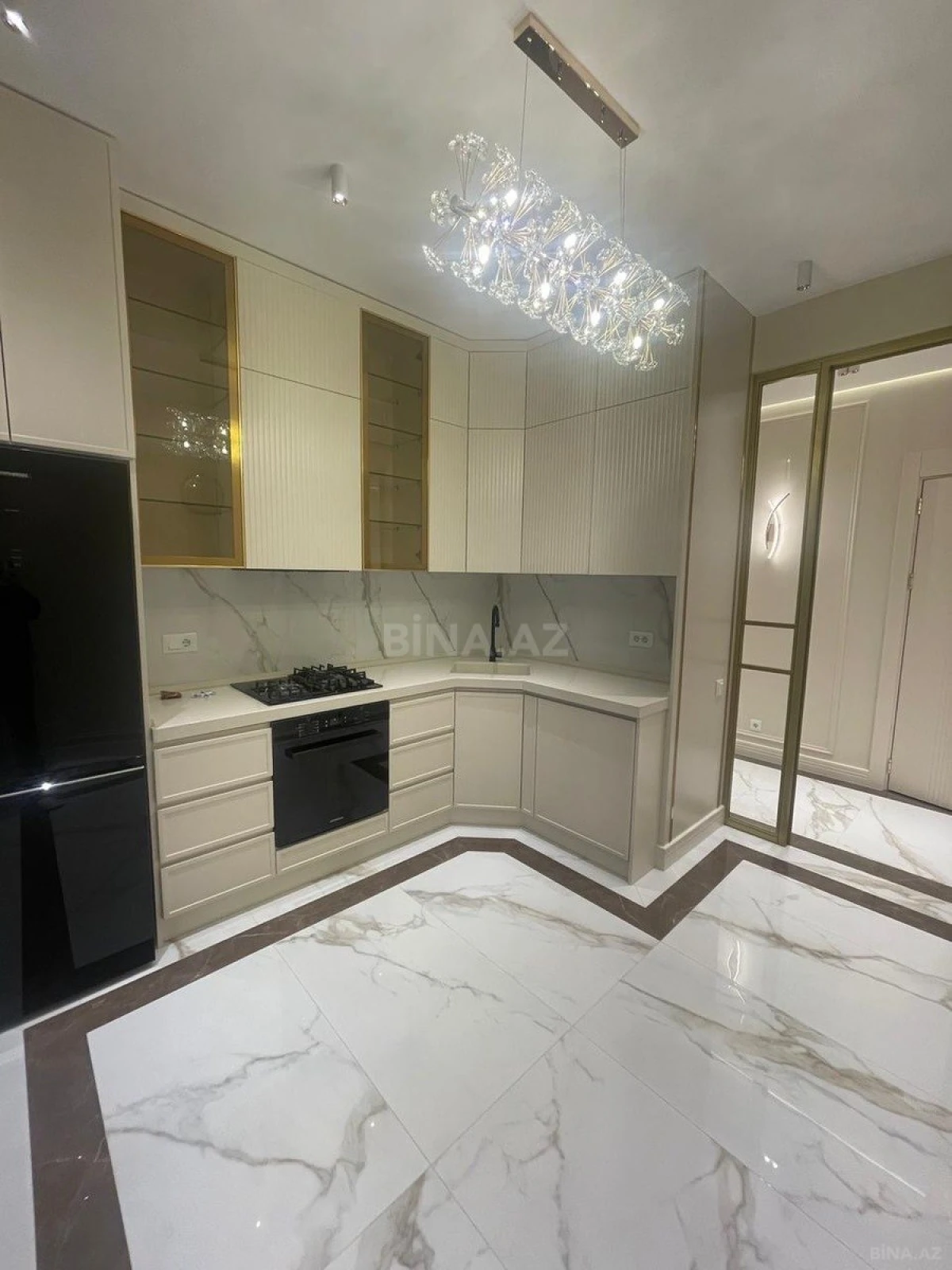 Satılır 3 otaqlı mənzil 85 m²