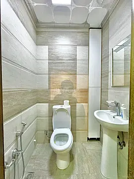 Satılır 2 otaqlı mənzil 103 m²