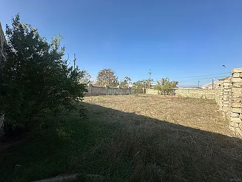 Satılır torpaq sahəsi 6 m²