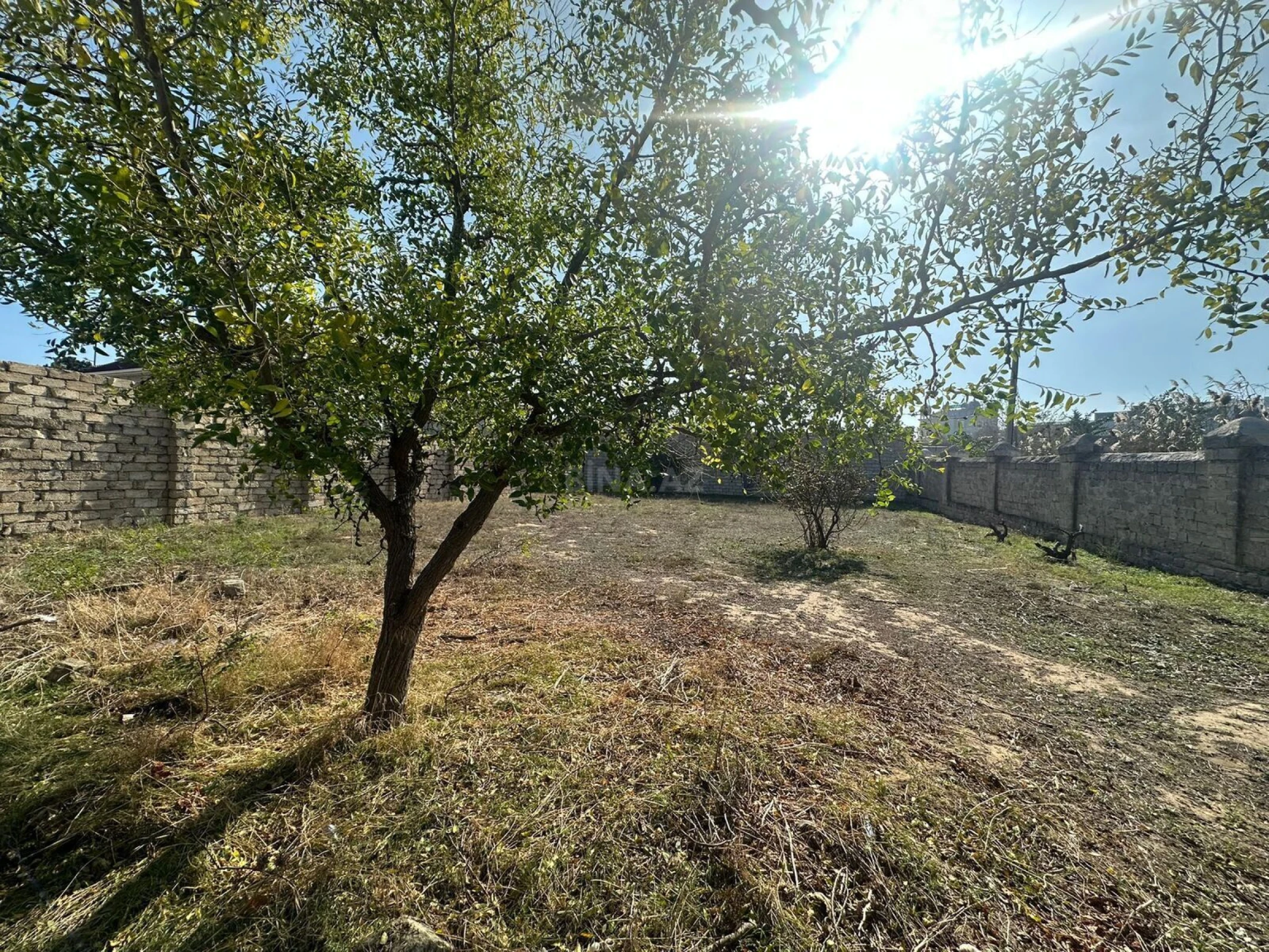 Satılır torpaq sahəsi 6 m²