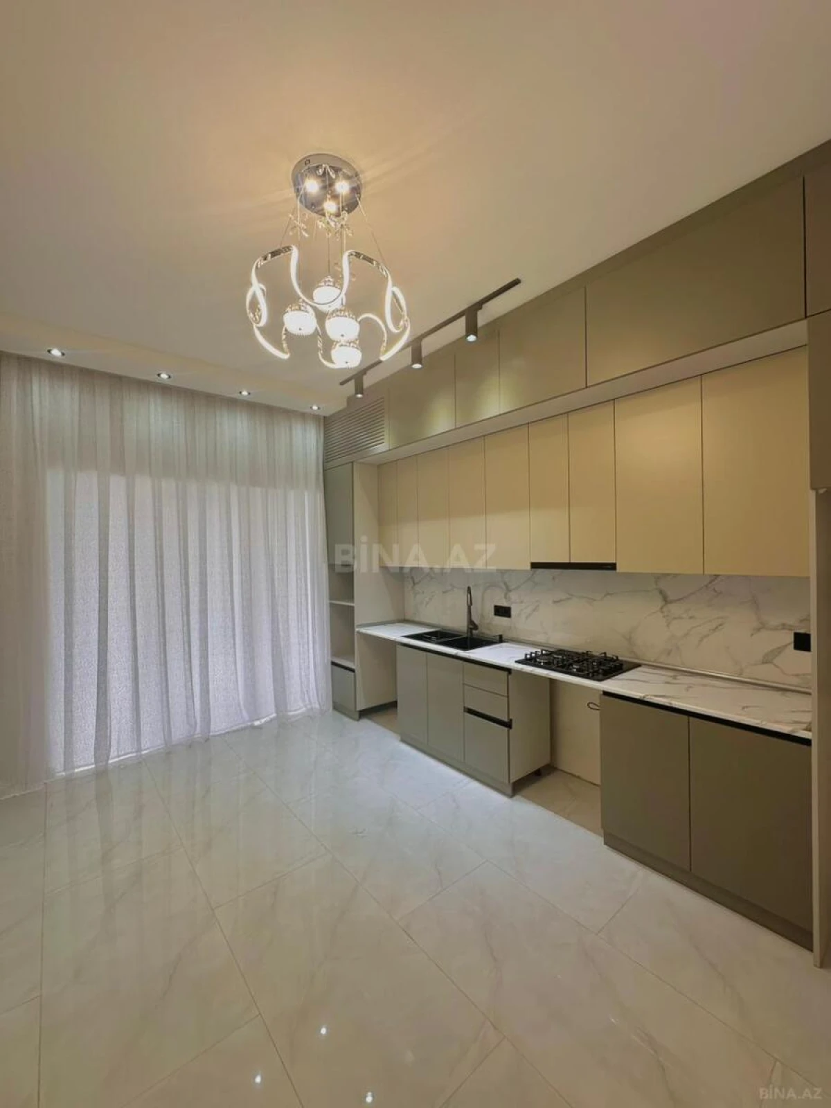 Satılır 4 otaqlı həyət evi 150 m²