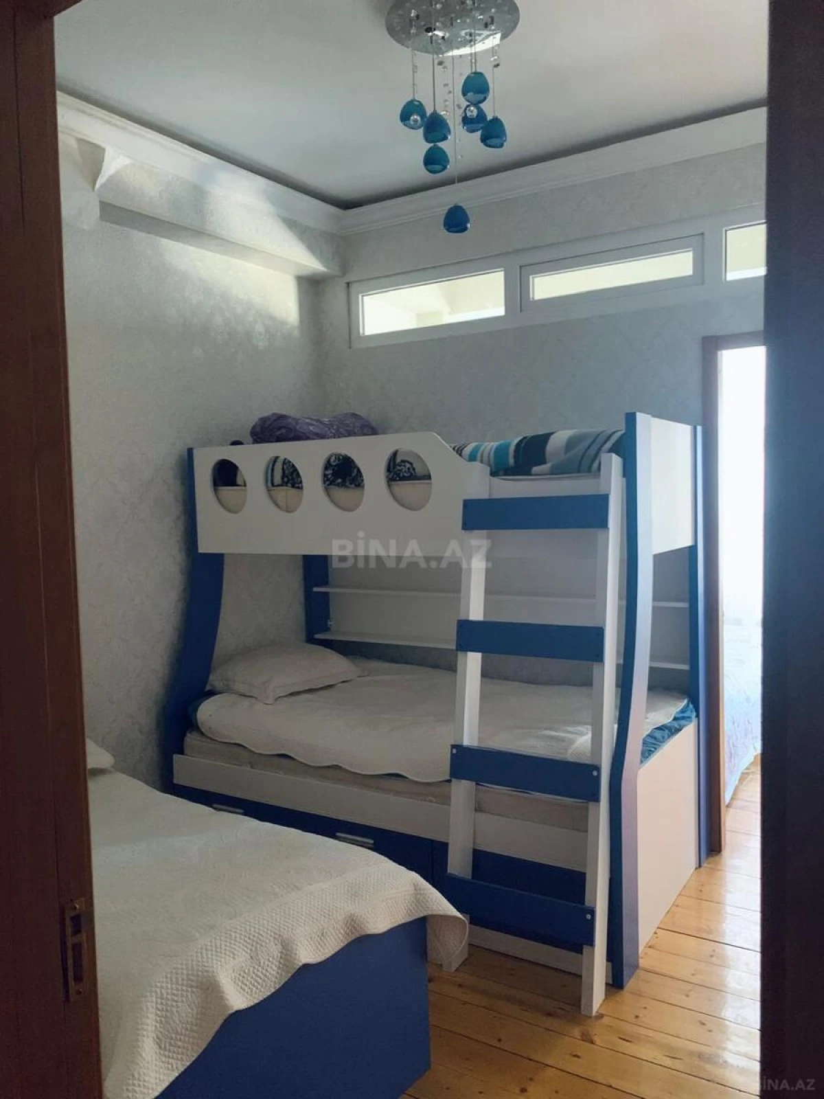 Kirayə verilir 3 otaqlı mənzil 95 m²