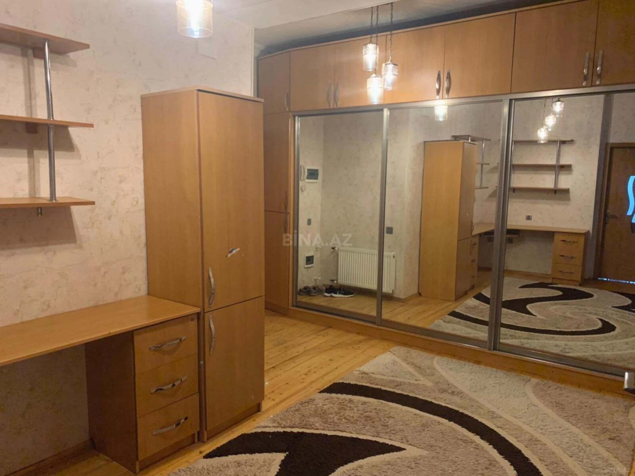 Kirayə verilir 3 otaqlı mənzil 95 m²