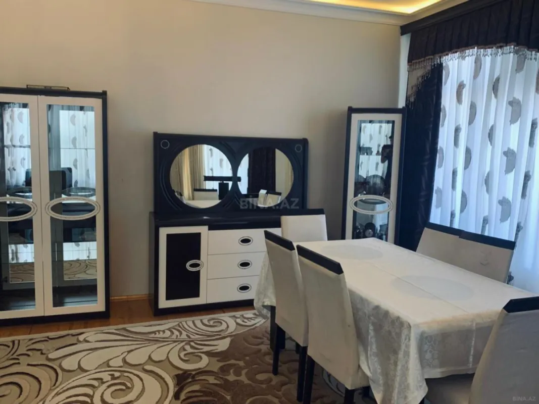 Kirayə verilir 3 otaqlı mənzil 95 m²