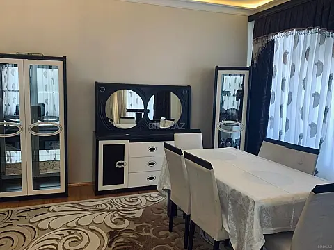 Kirayə verilir 3 otaqlı mənzil 95 m²