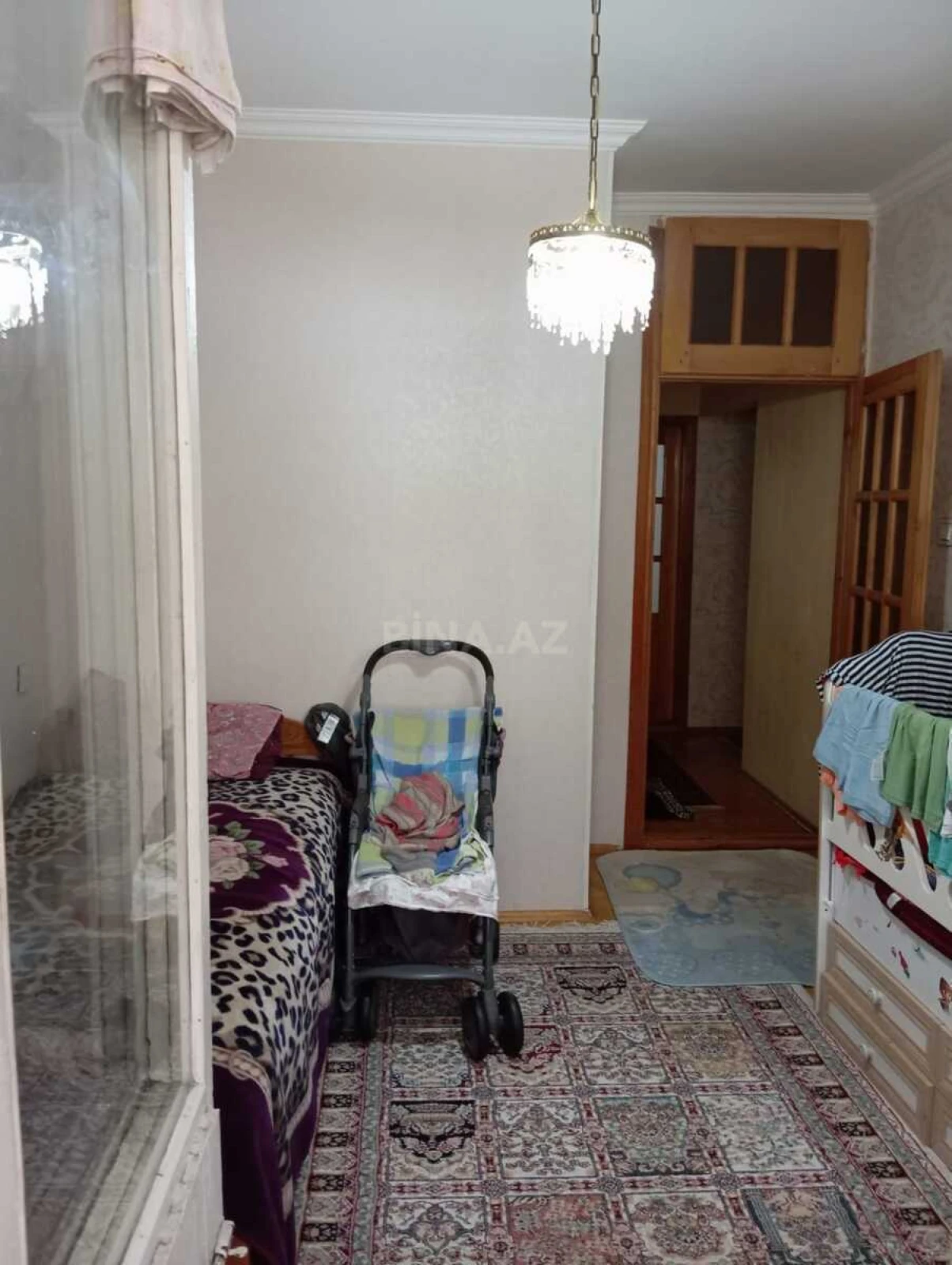 Satılır 4 otaqlı mənzil 100 m²