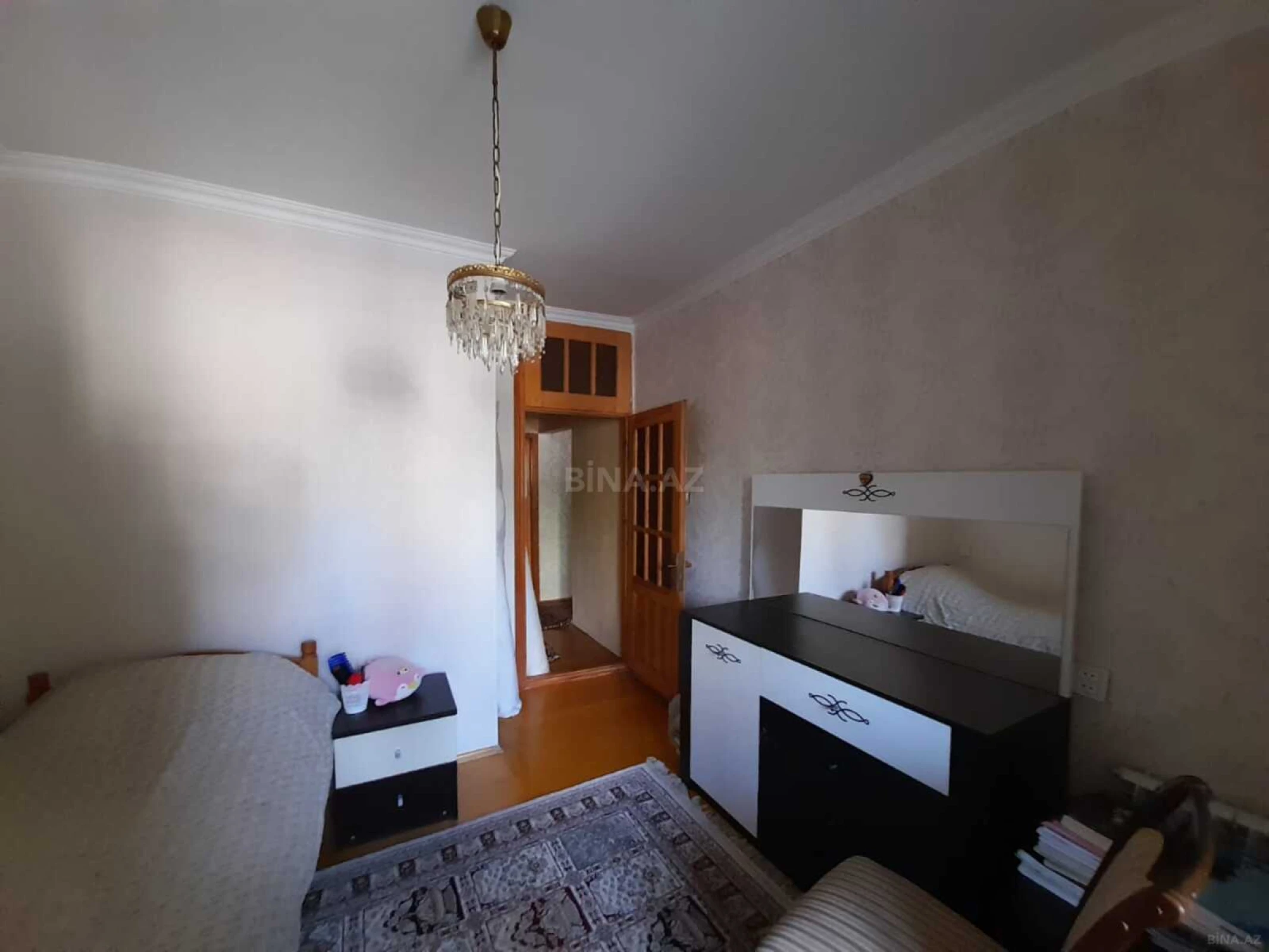 Satılır 4 otaqlı mənzil 100 m²