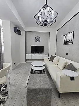 Satılır 2 otaqlı mənzil 60 m²