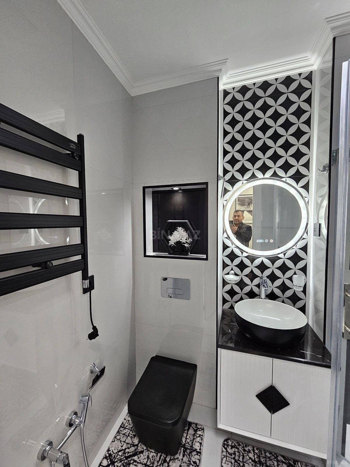 Satılır 2 otaqlı mənzil 60 m²