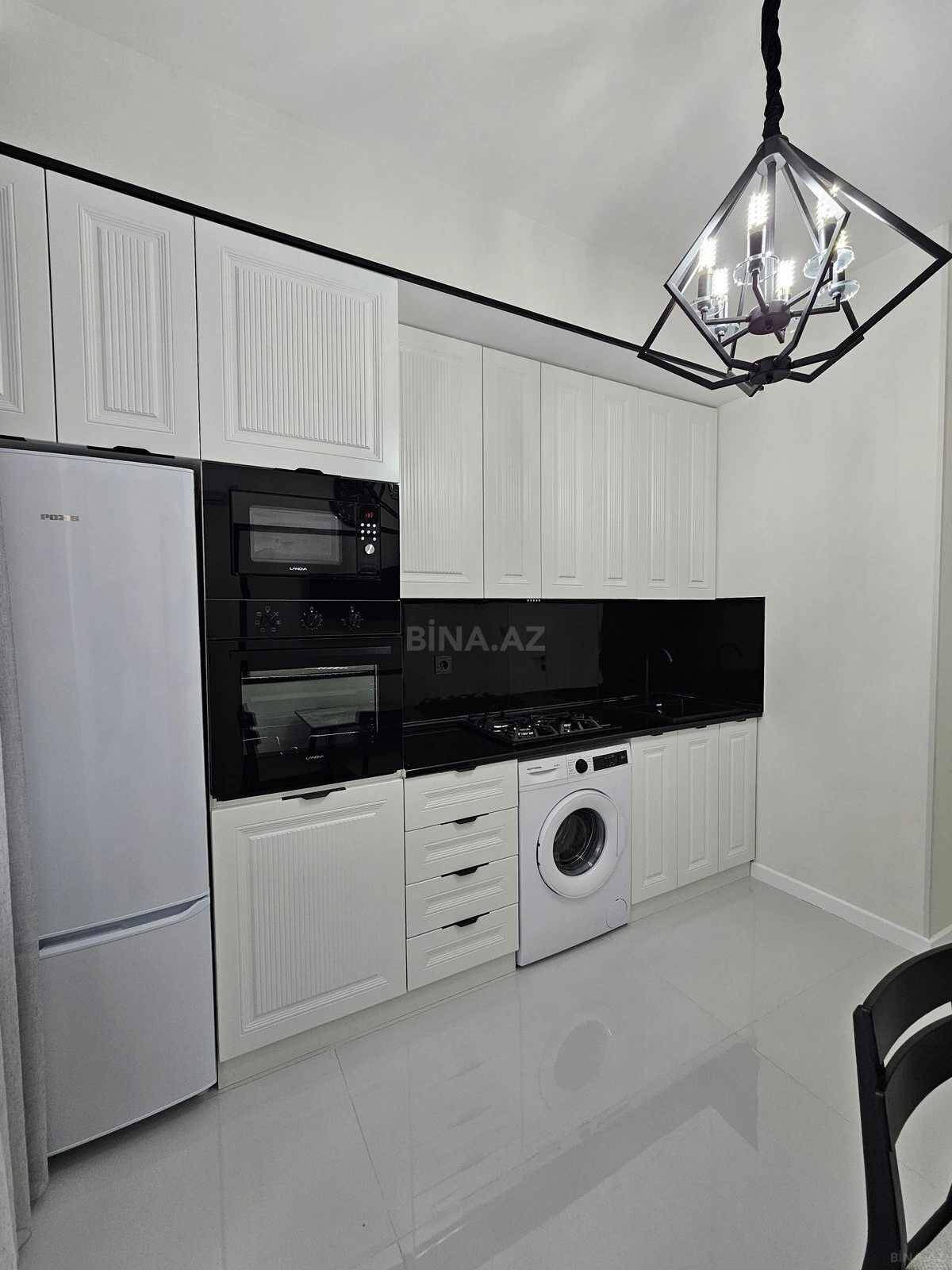 Satılır 2 otaqlı mənzil 60 m²