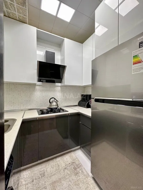 Satılır 2 otaqlı mənzil 68 m²