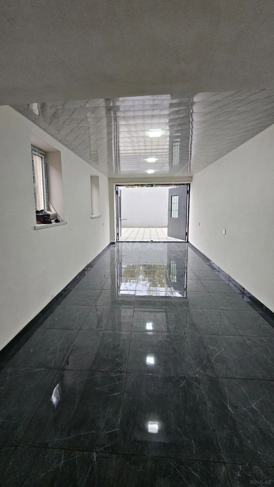 Satılır 5 otaqlı həyət evi 230 m²