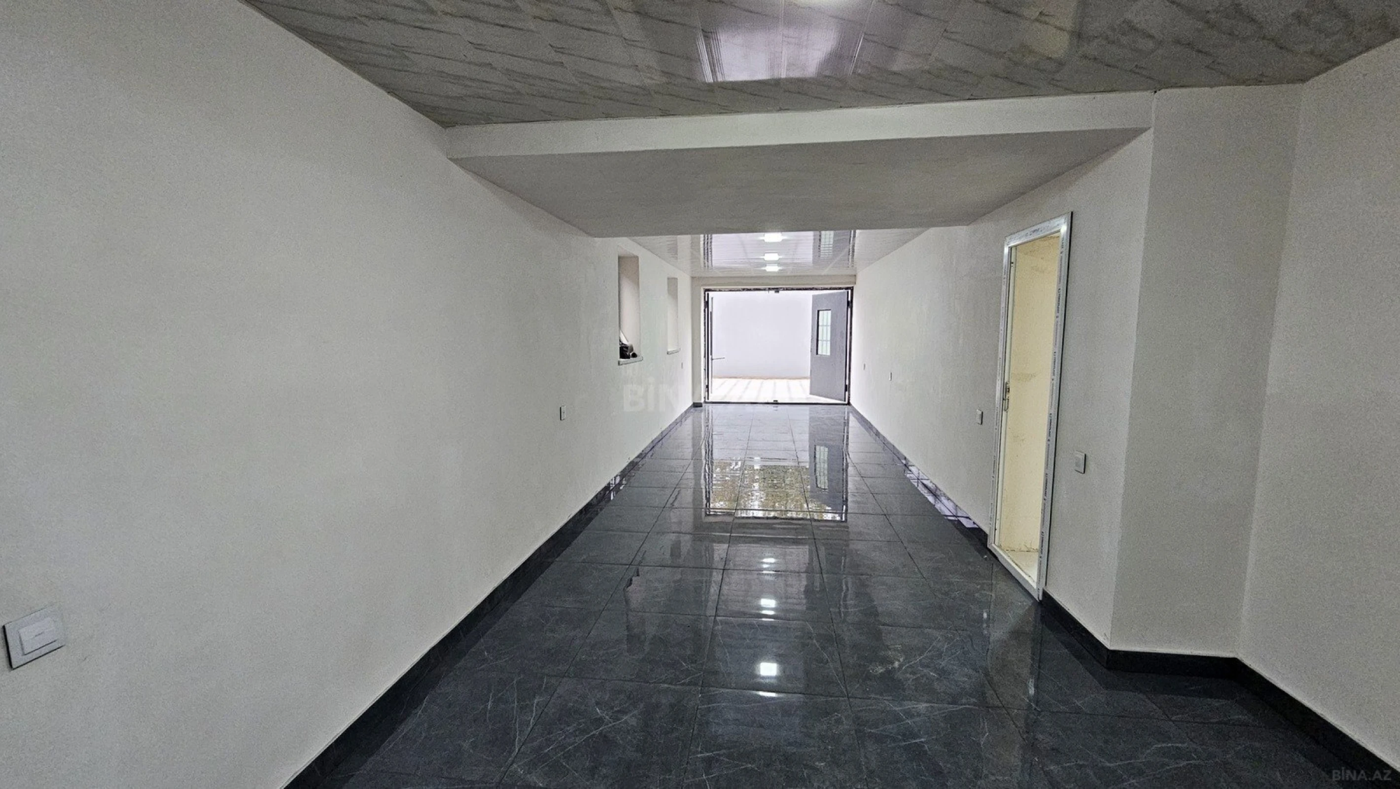 Satılır 5 otaqlı həyət evi 230 m²