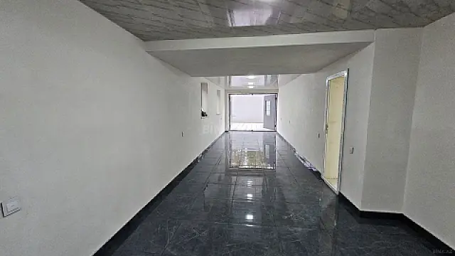 Satılır 5 otaqlı həyət evi 230 m²