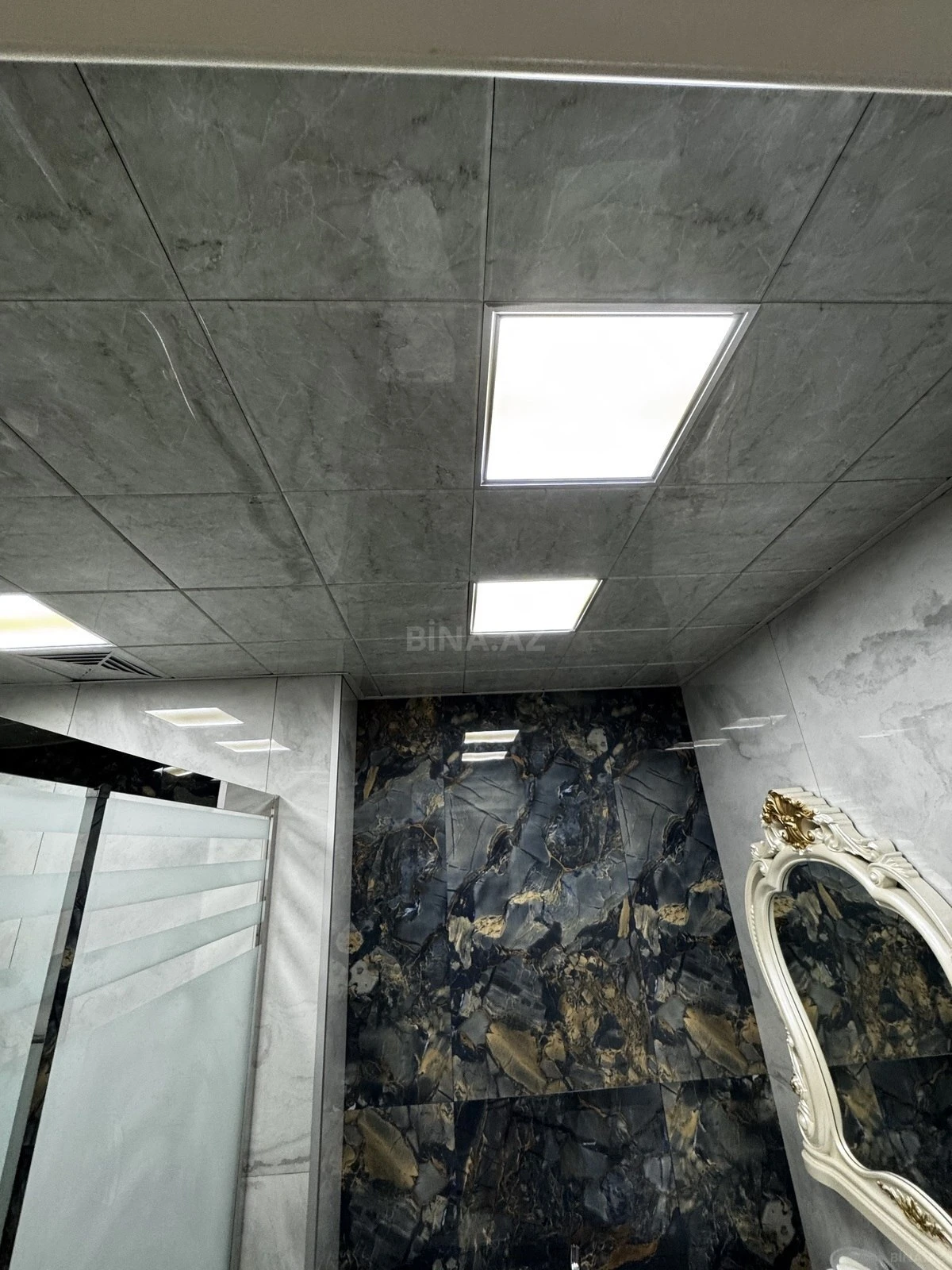 Satılır 4 otaqlı mənzil 140 m²