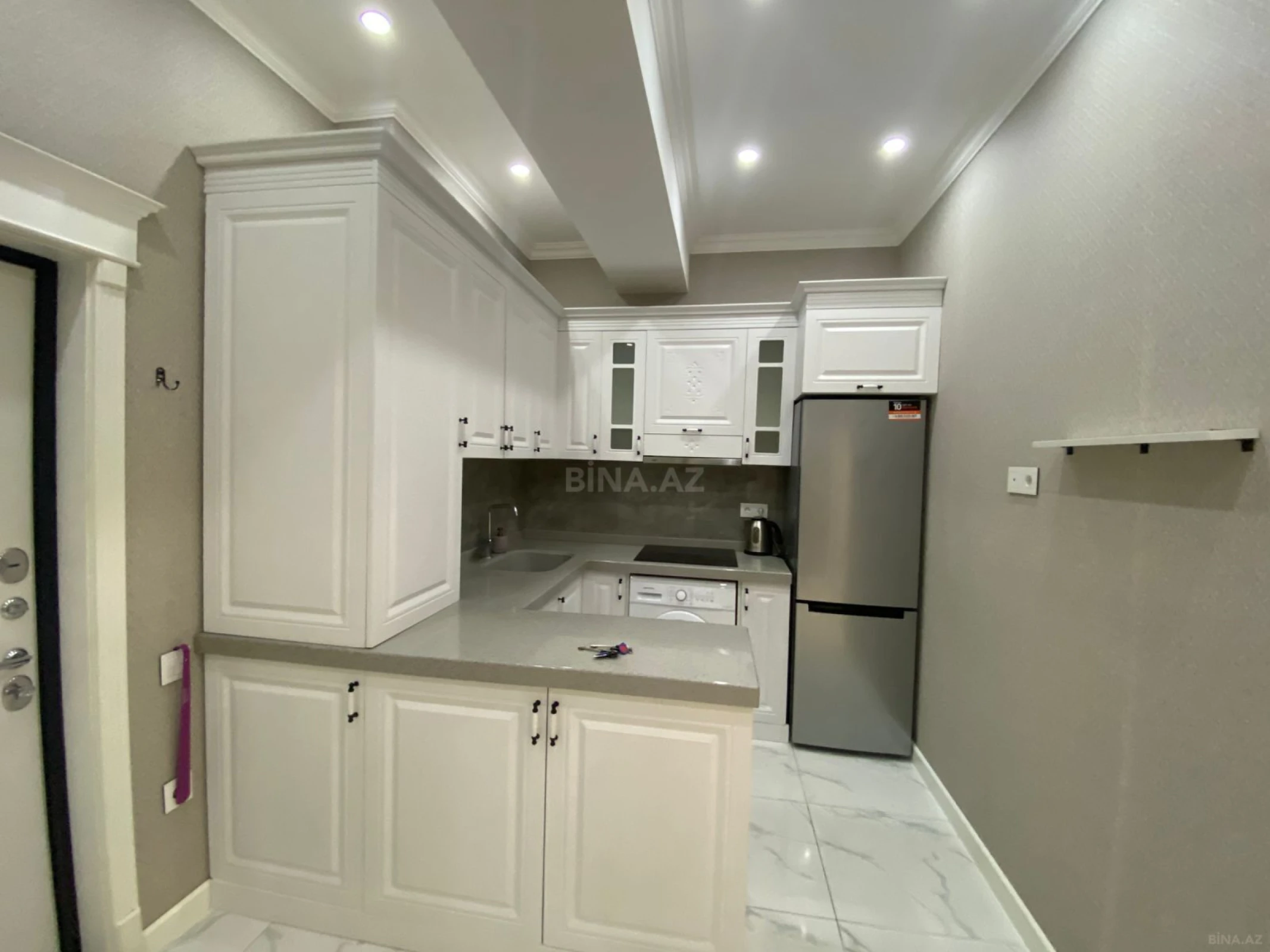 Kirayə verilir 2 otaqlı mənzil 60 m²