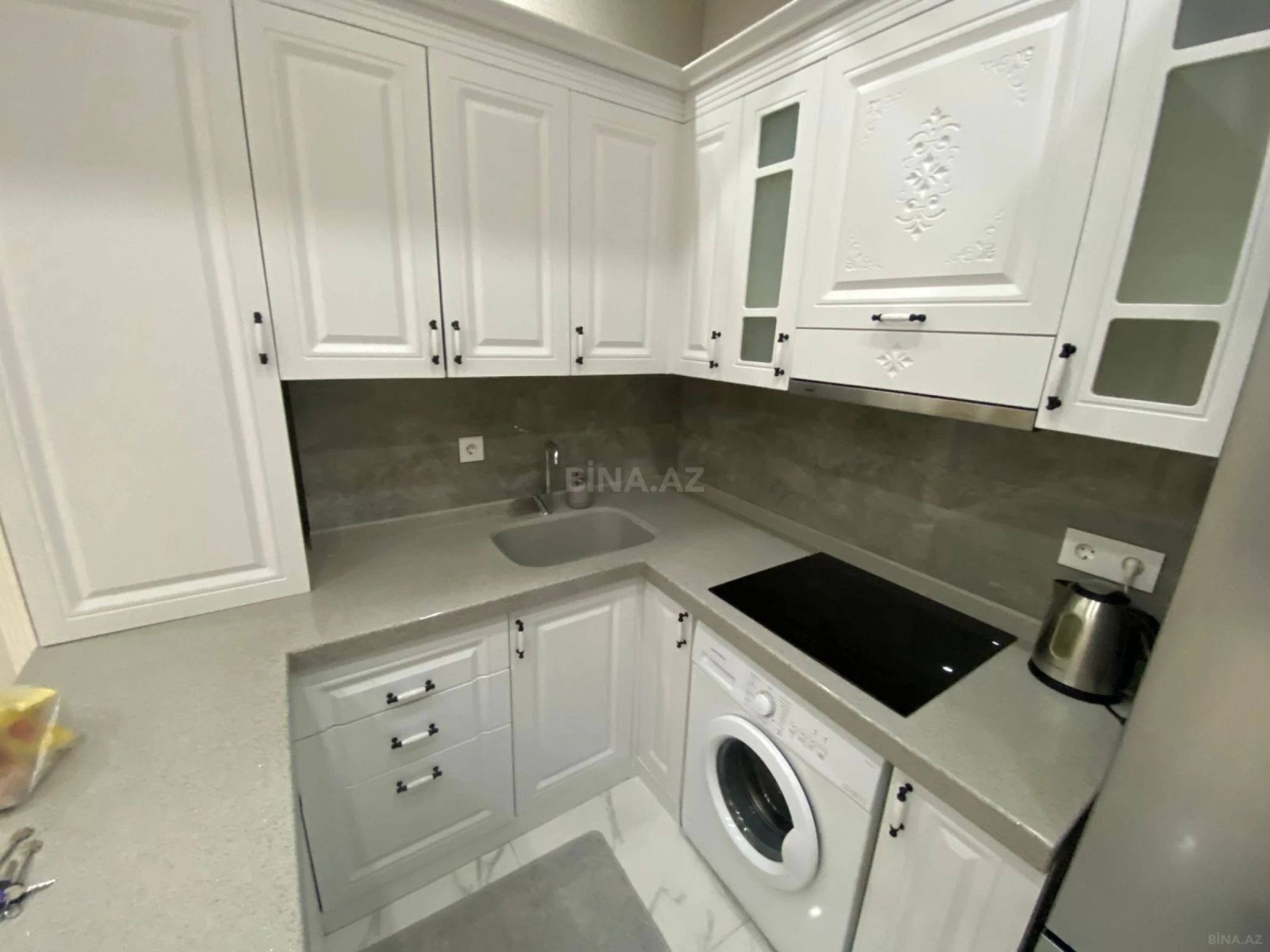 Kirayə verilir 2 otaqlı mənzil 60 m²