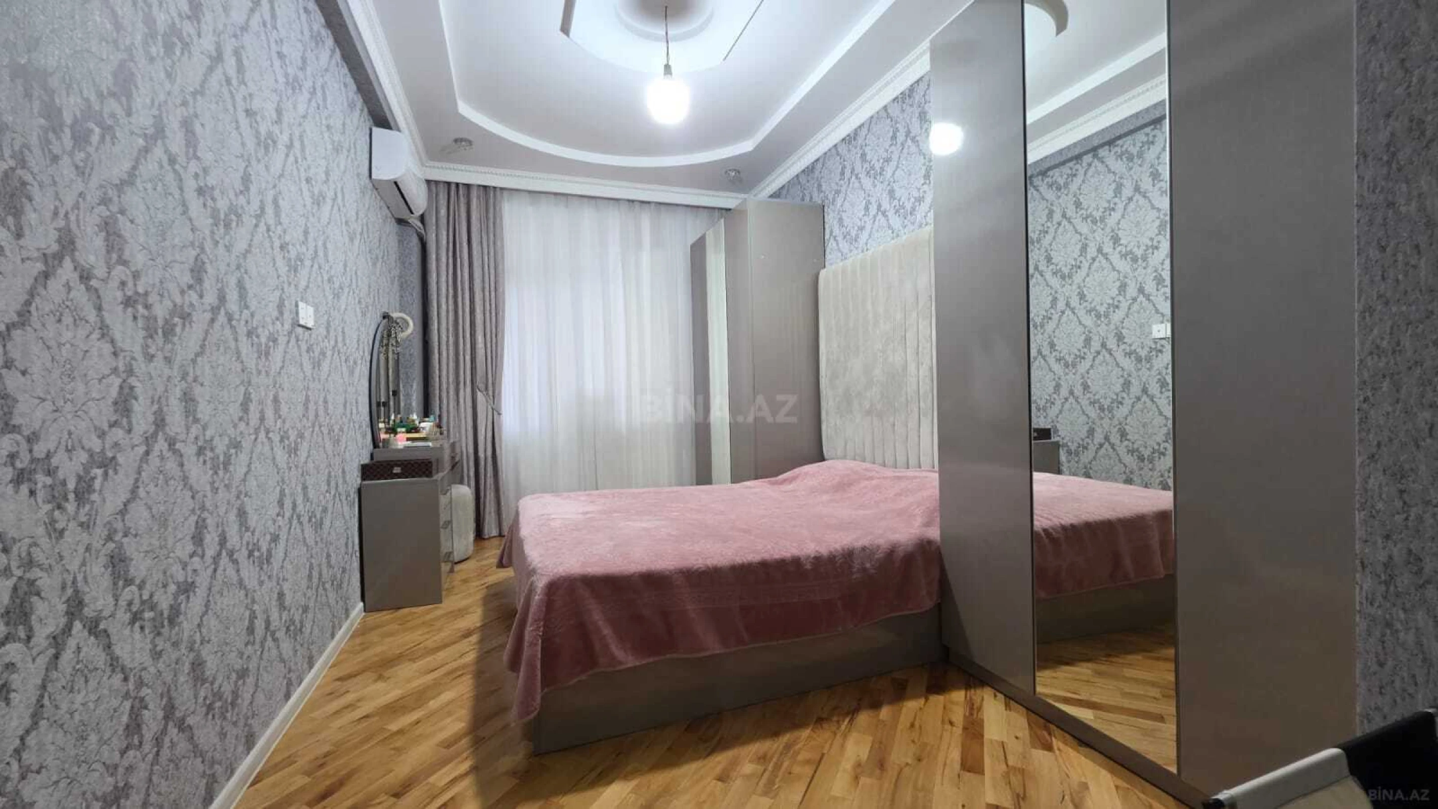 Satılır 3 otaqlı mənzil 90 m²