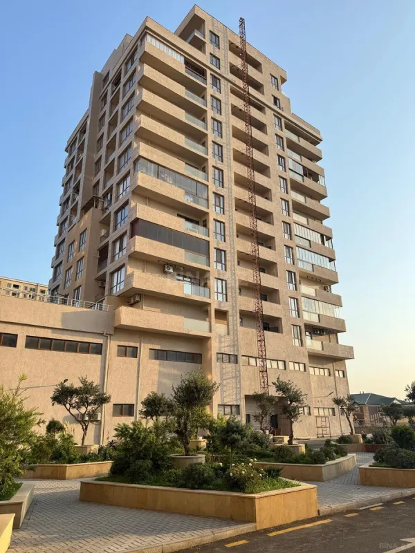 Satılır 2 otaqlı mənzil 108 m²