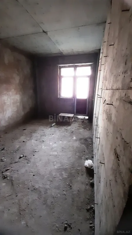 Satılır 2 otaqlı mənzil 108 m²