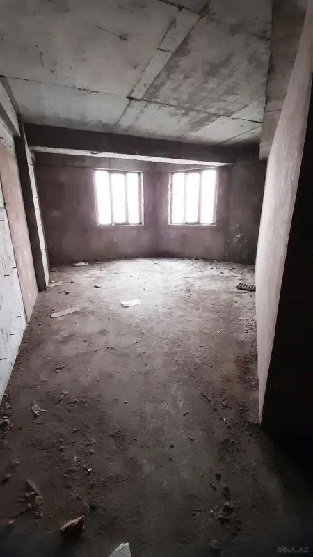 Satılır 2 otaqlı mənzil 108 m²