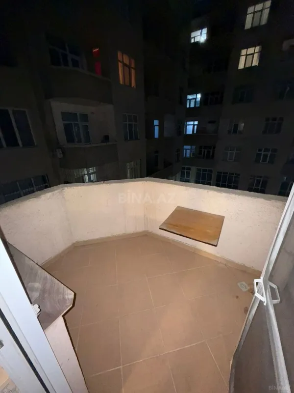 Satılır 3 otaqlı mənzil 140 m²