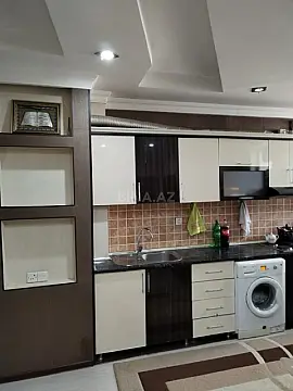 Satılır 3 otaqlı mənzil 98 m²