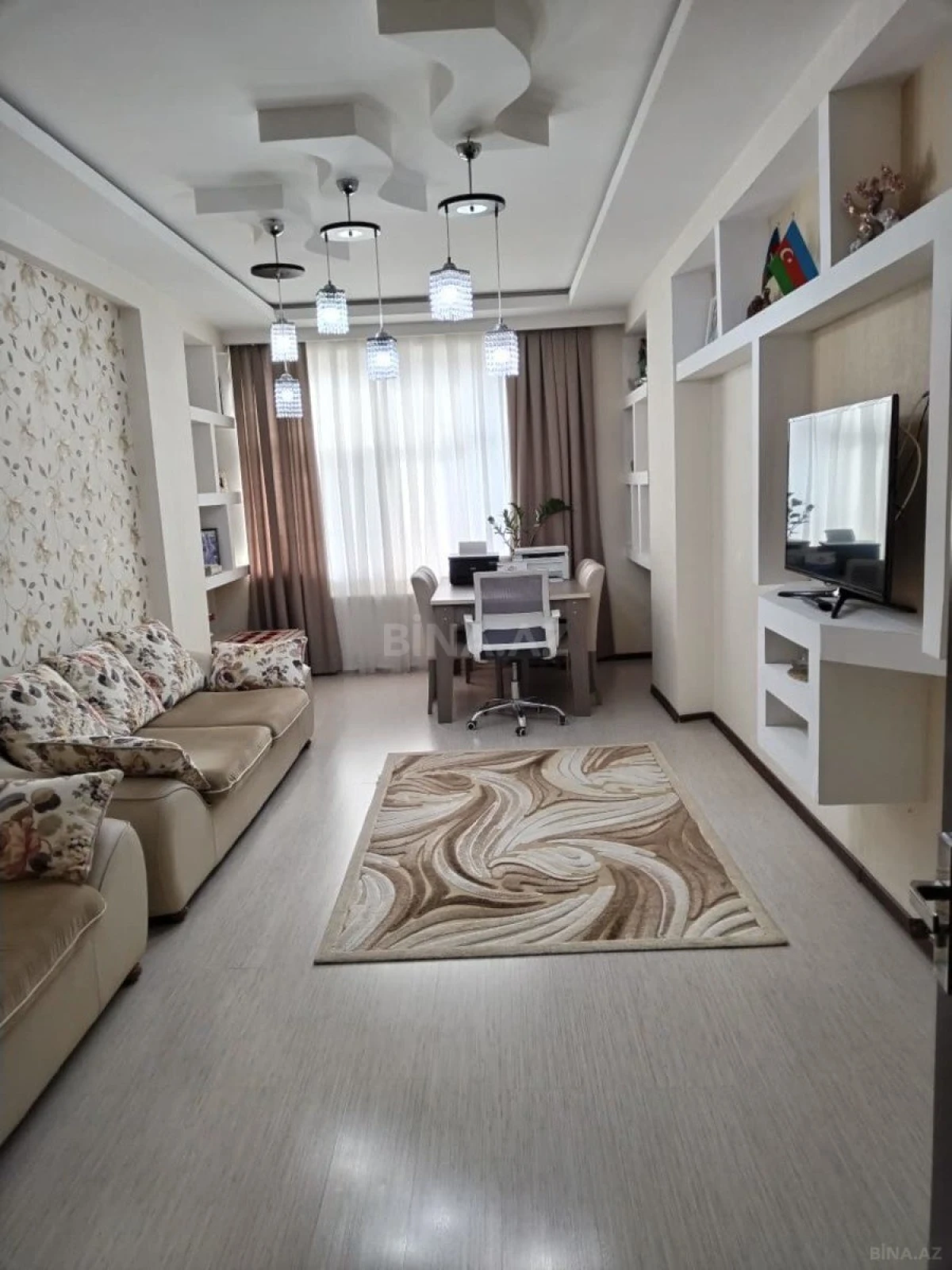 Satılır 3 otaqlı mənzil 98 m²