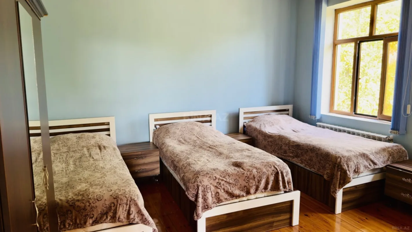 Satılır 4 otaqlı həyət evi 152 m²