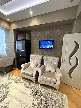 Kirayə verilir 3 otaqlı mənzil 108 m² — Bakı 3 otaq 108.00 m²
