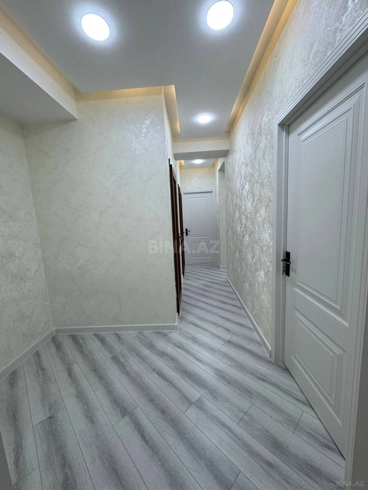 Satılır 3 otaqlı mənzil 65 m²