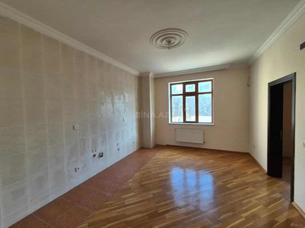 Satılır 6 otaqlı həyət evi 320 m²
