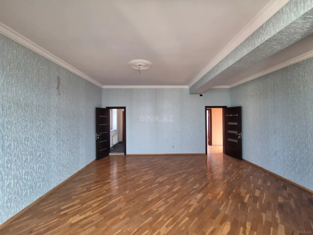 Satılır 6 otaqlı həyət evi 320 m²