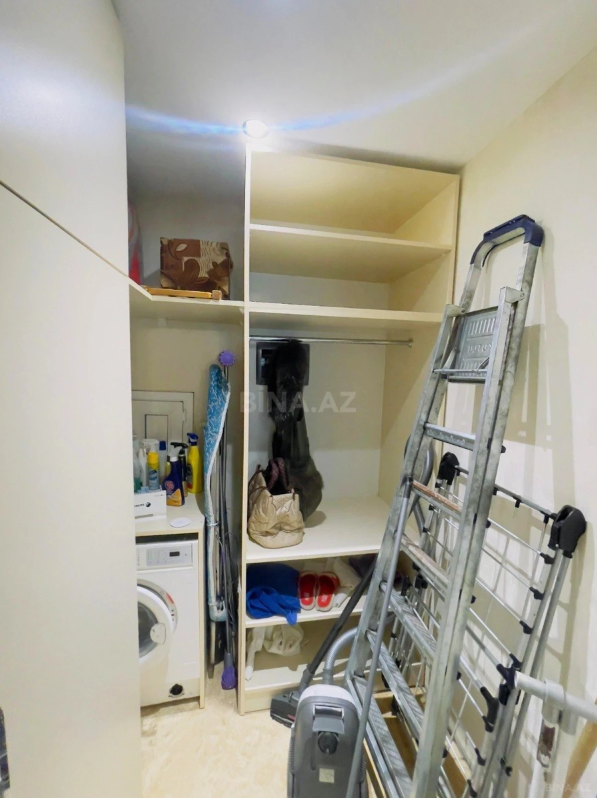 Satılır 3 otaqlı mənzil 116 m²