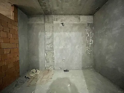 Satılır 3 otaqlı mənzil 145 m²