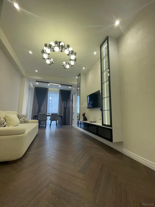 Satılır 2 otaqlı mənzil 60 m²