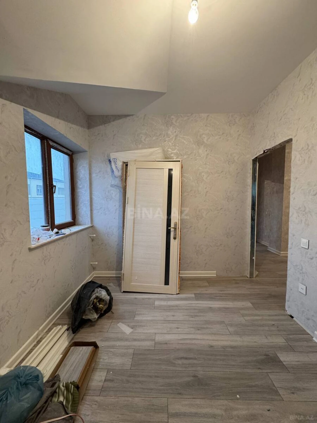 Satılır 3 otaqlı mənzil 85 m²