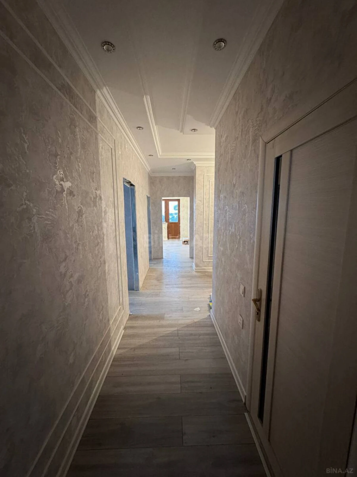 Satılır 3 otaqlı mənzil 85 m²