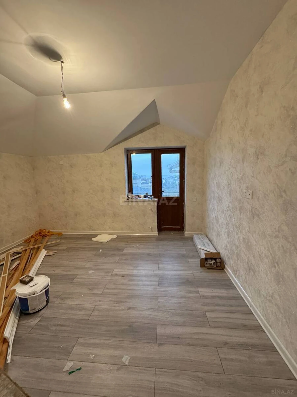 Satılır 3 otaqlı mənzil 85 m²