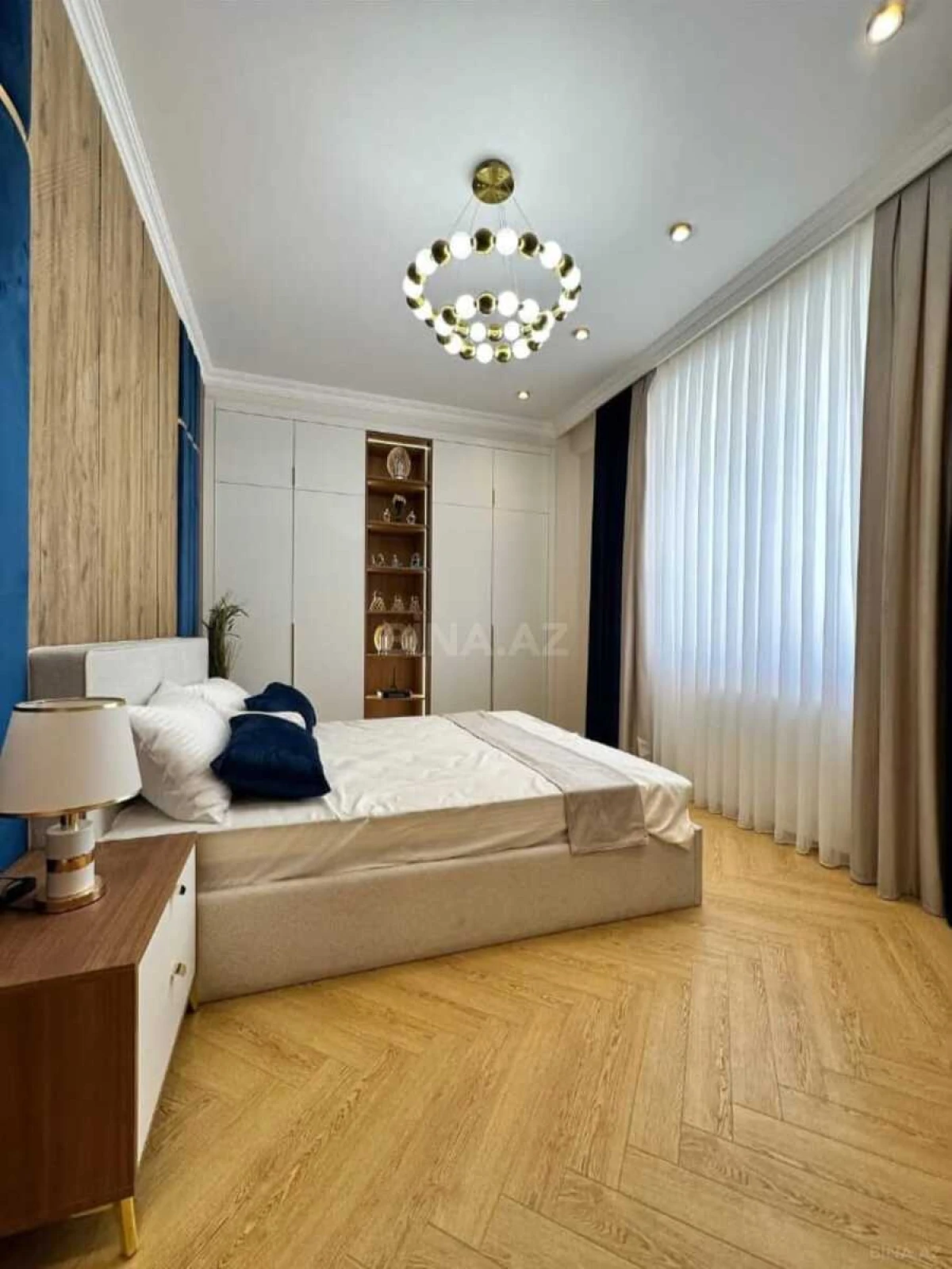 Satılır 3 otaqlı mənzil 101 m²