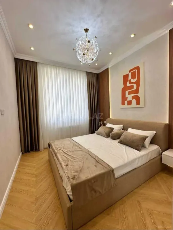 Satılır 3 otaqlı mənzil 101 m²