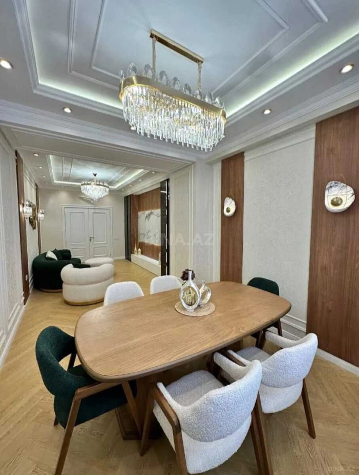 Satılır 3 otaqlı mənzil 101 m²