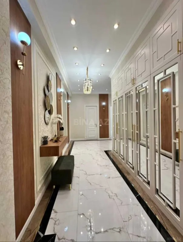 Satılır 3 otaqlı mənzil 101 m²