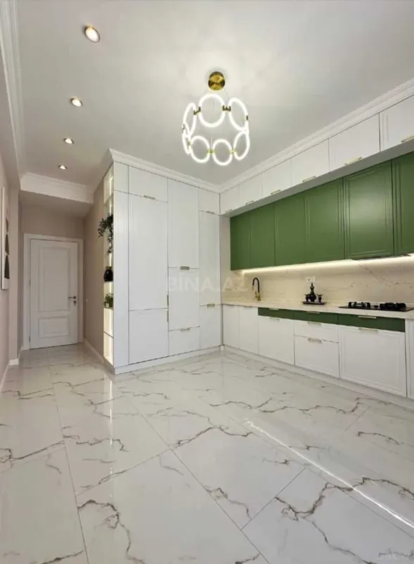 Satılır 3 otaqlı mənzil 101 m²